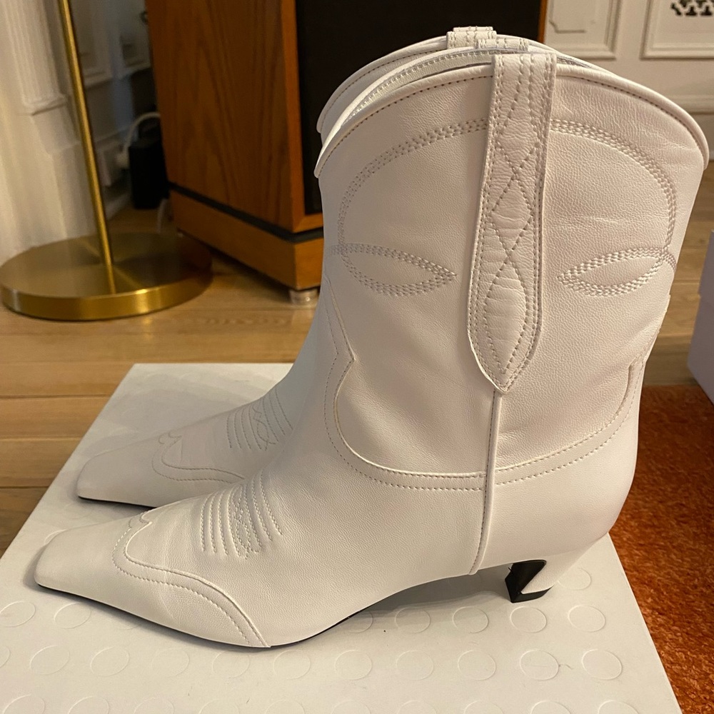 *SOLD* Khaite Dallas ankle boot white 39 - Picture 2 of 7
